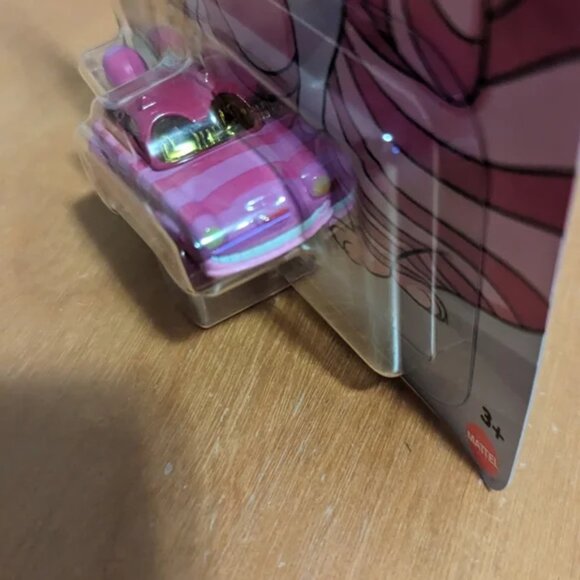 Disney Hot Wheels 100 Alice in Wonderland Cheshire cat character car brand New - Picture 8 of 10